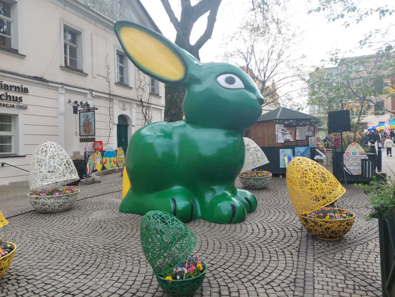 Wielkanocne wydarzenia przy zielonogórskim ratuszu [ZDJĘCIA] Radio Zachód - Lubuskie