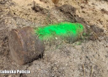 Niewybuch z czasów II wojny światowej odnaleziony kilka dni temu k. Świebodzina (KPP Świebodzin)