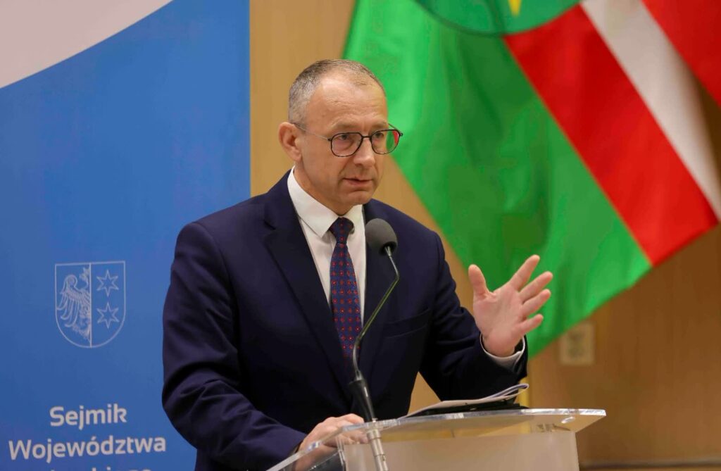 Wojewoda: Nie ma żadnego masowego cofania migrantów z Niemiec 2 Wojewoda lubuski Marek Cebula na sesji sejmiku województwa lubuskiego (fot. Paweł Wańczko/lubuskie.pl)