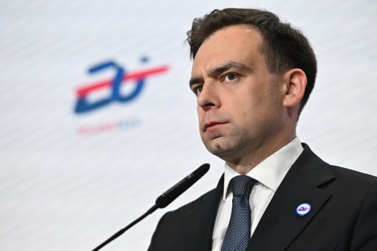 Minister finansów o programie ReArm Europe 9 Andrzej Domański (PAP/Radek Pietruszka)