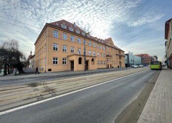 Pomoce naukowe na czterech kółkach w CEZiB Radio Zachód - Lubuskie