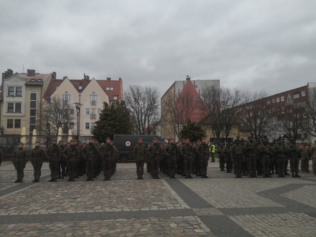 Przysięga wojskowa w Strzelcach Krajeńskich [GALERIA ZDJĘĆ] Radio Zachód - Lubuskie