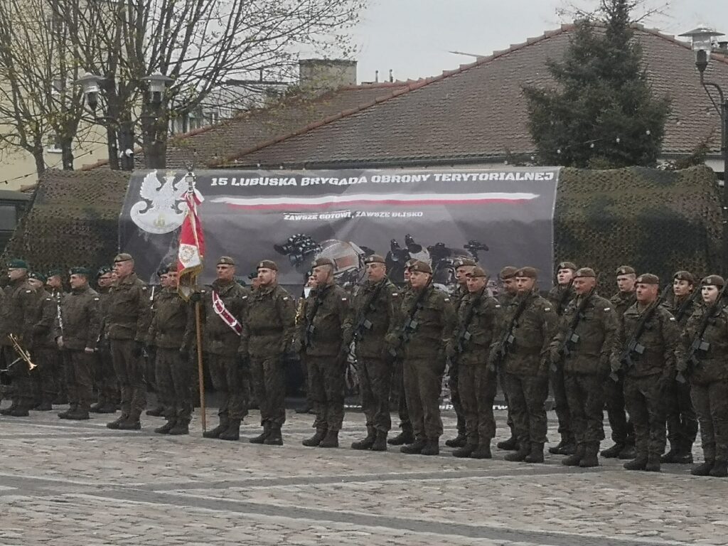 Przysięga wojskowa w Strzelcach Krajeńskich [GALERIA ZDJĘĆ] Radio Zachód - Lubuskie