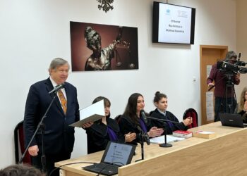 Sala symulacji rozpraw sądowych otwarta na Uniwersytecie Zielonogórskim Radio Zachód - Lubuskie