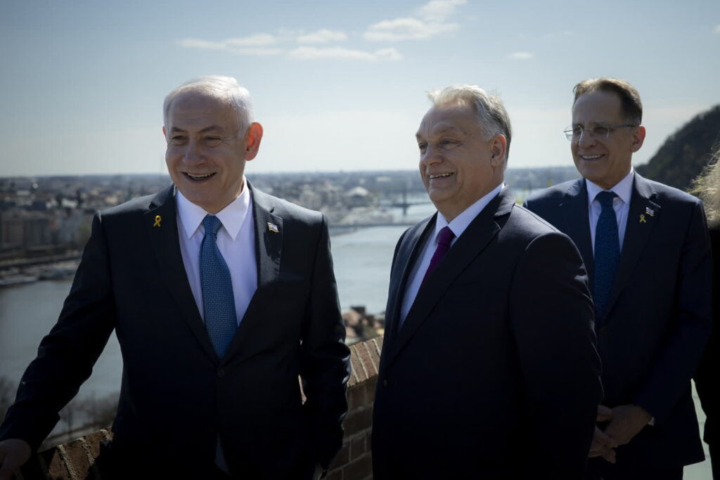 Benjamin Netanjahu i Viktor Orbán(PAP/EPA/ZOLTAN FISCHER/HANDOUT)