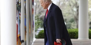 Prezydent USA Donald Trump. Fot. PAP/EPA/JIM LO SCALZO / POOL