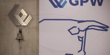 Siedziba Giełdy Papierów Wartościowych. Fot. PAP/Leszek Szymański