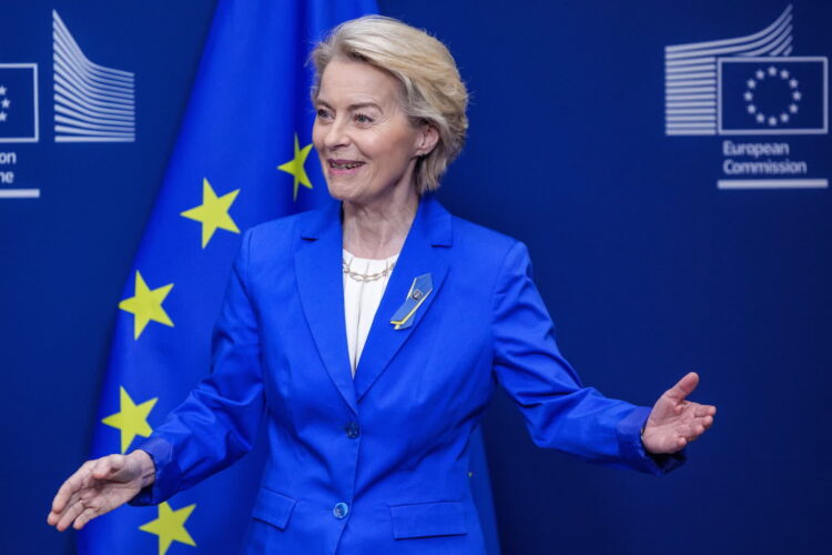 Ursula von der Leyen. Fot. PAP/EPA/OLIVIER MATTHYS