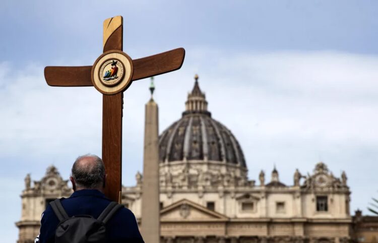 Plac Św. Piotra, zdjęcie ilustracyjne, Fot. PAP/EPA/ANGELO CARCONI
