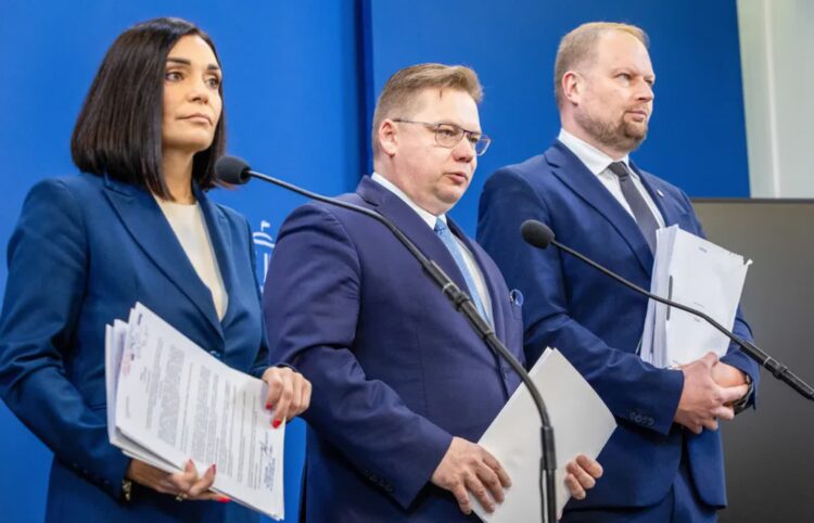 Członkowie komisji śledczej ds. Pegasusa Fot. PAP/Marek Gorczyński