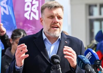 Poseł Razem i kandydat na prezydenta Adrian Zandberg. Fot. PAP/ Marcin Gadomski