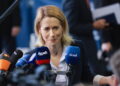 Kaja Kallas, szefowa unijnej dyplomacji, podczas szczytu w Luksemburgu (PAP/EPA/OLIVIER HOSLET)