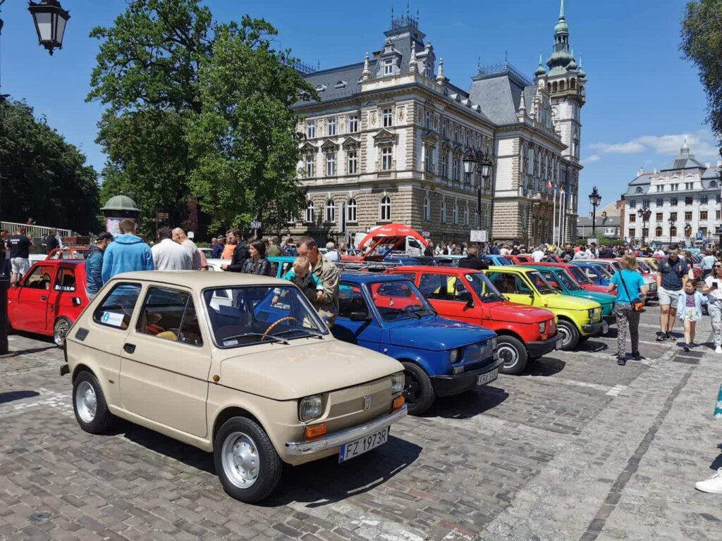 Zlot miłośników starych aut - zdj. ilustracyjne (Klasyki ZG)