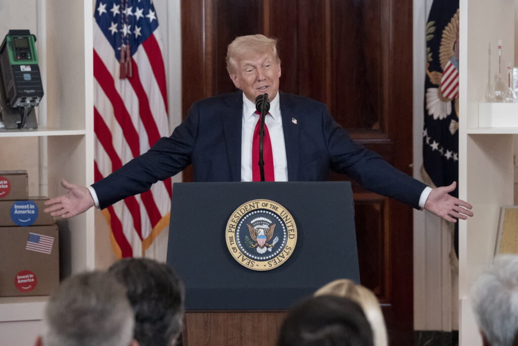 Donald Trump (PAP/EPA/KEN CEDENO / POOL)