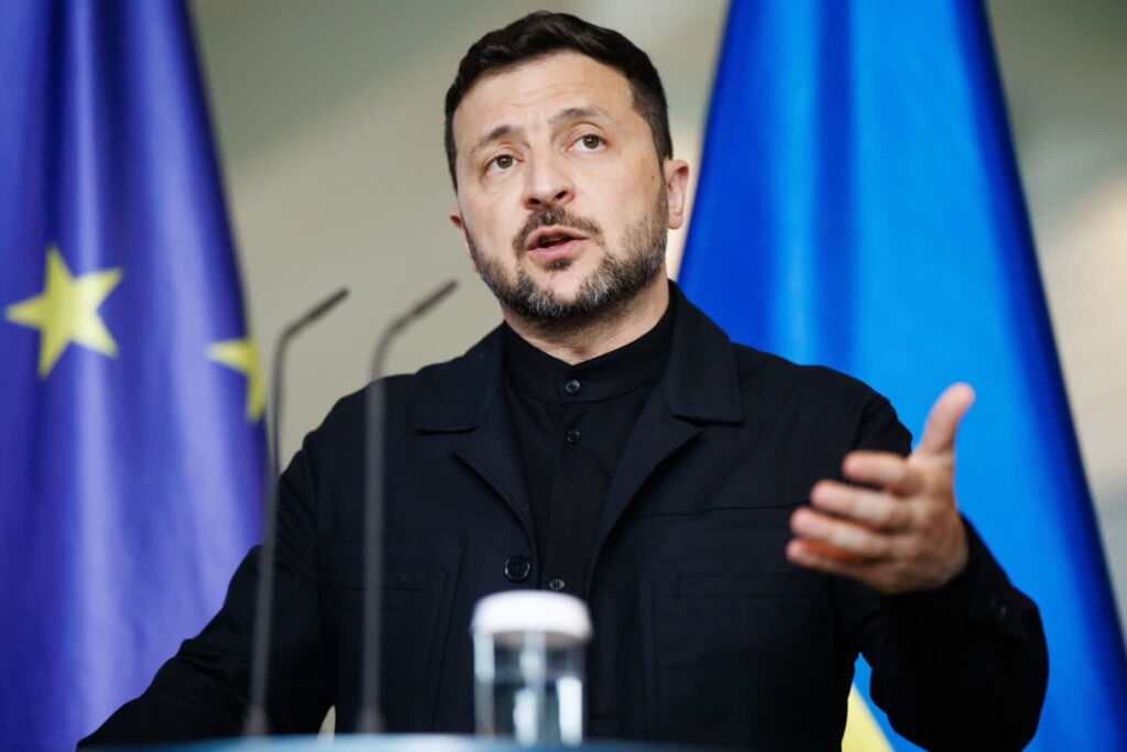 Ukraina domaga się od Rosjan memorandum przed kolejnym spotkaniem w Stambule 1 Na zdjęciu Wołodymyr Zełenski, prezydent Ukrainy (PAP/EPA/CLEMENS BILAN)