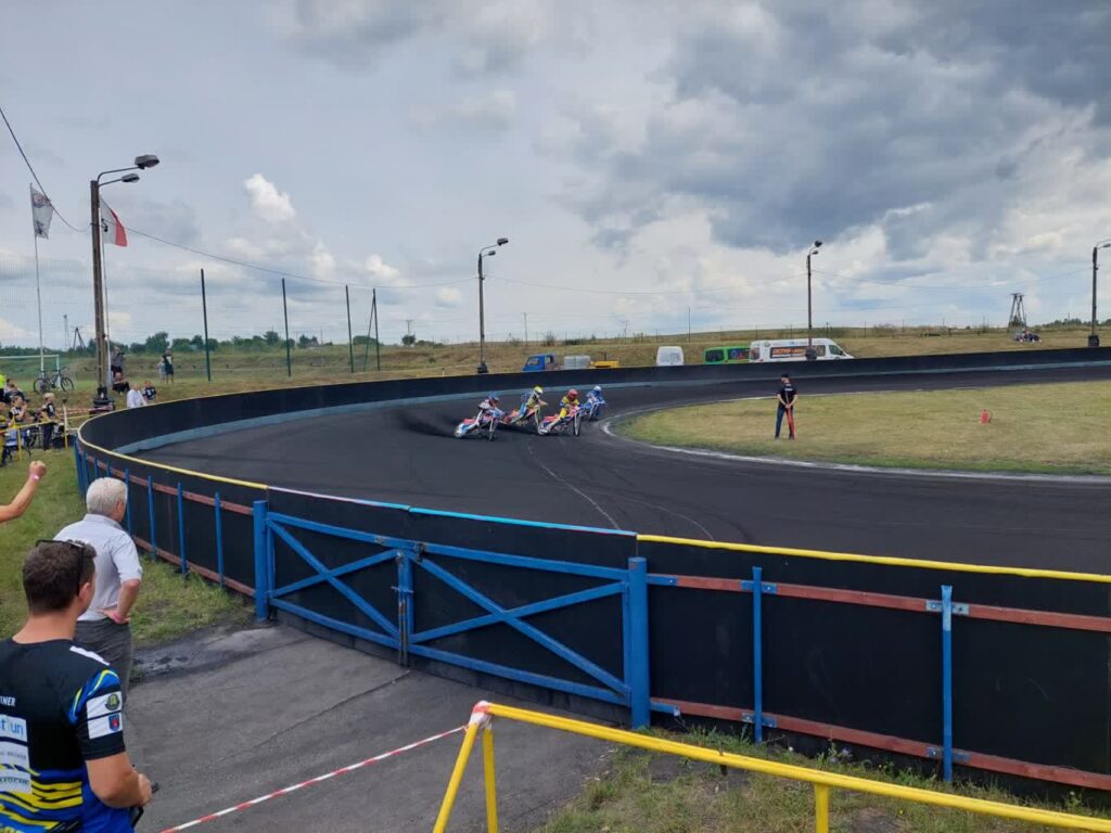 W Wawrowie rusza sezon najmłodszych żużlowców W Wawrowie rusza sezon najmłodszych żużlowców Radio Zachód - Lubuskie