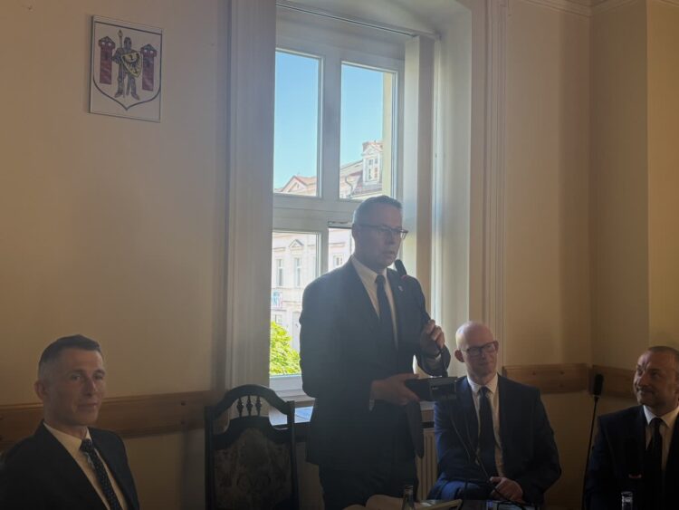 Burmistrz Sulechowa z wotum zaufania za 2024 rok Radio Zachód - Lubuskie