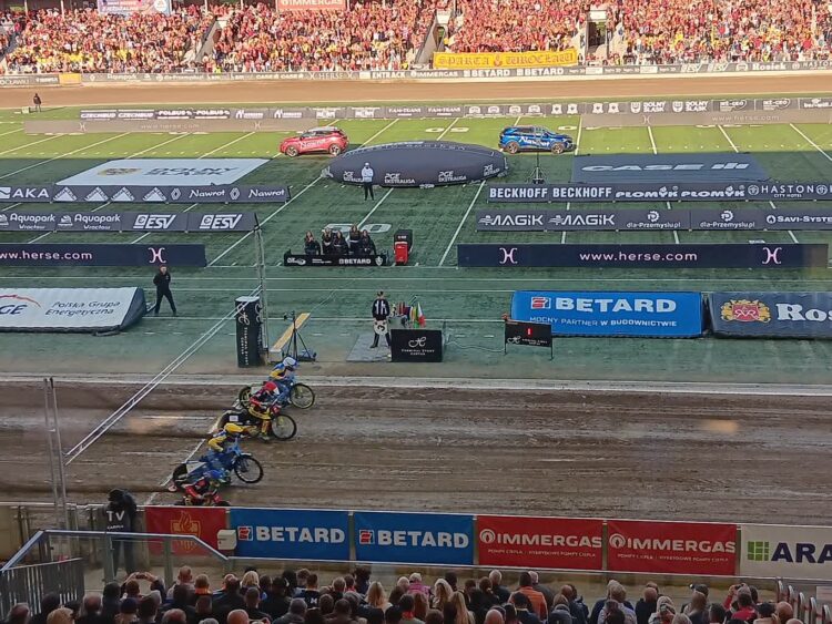 Bezradna Stal przegrywa we Wrocławiu 9 Bezradna Stal przegrywa we Wrocławiu Radio Zachód - Lubuskie