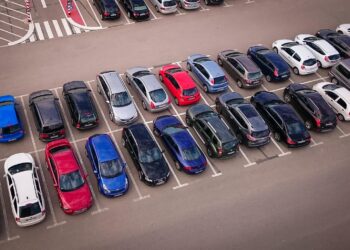 Parkowanie przy dworcu PKP – problemy w weekend Radio Zachód - Lubuskie