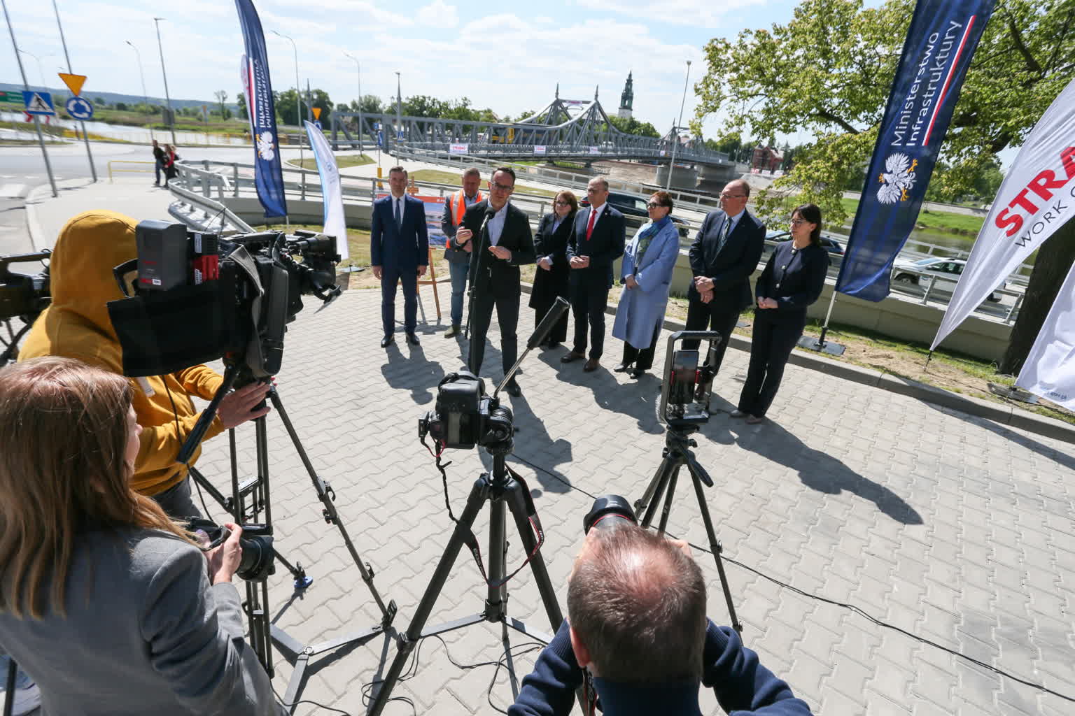 Minister infrastruktury o modernizacji mostu w Krośnie