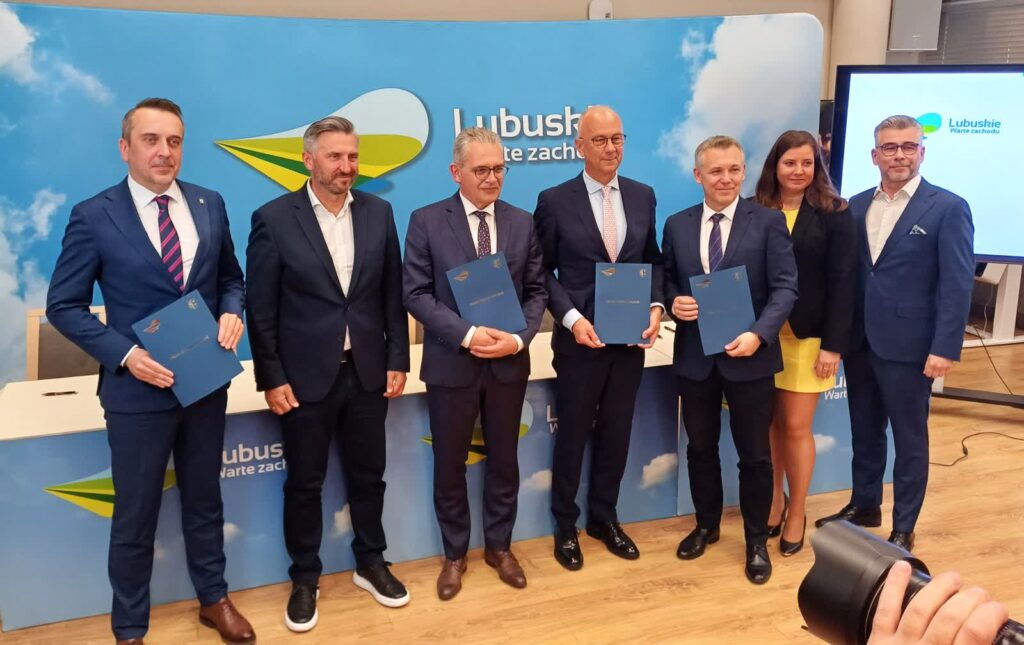 Polbionica chce drukować nerki w 3D, zainwestuje w Zielonej Górze - konferencja w UMWL (fot. Piotr Bakselerowicz)