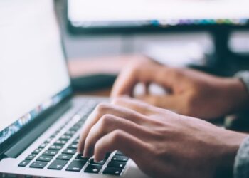 Nowe laptopy dla gorzowskich szkół Radio Zachód - Lubuskie