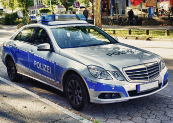 Radiowóz niemieckiej policji (wiki commons)