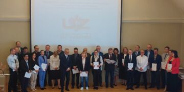 Pracownicy Uniwersytetu Zielonogórskiego nagrodzeni przez rektora Radio Zachód - Lubuskie