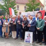 Kampania prezydencka 2025. Zielonogórscy politycy PO, PSL, Nowej Lewicy i Polski 2050 wspierają Rafała Trzaskowskiego (fot. Piotr Bakselerowicz)