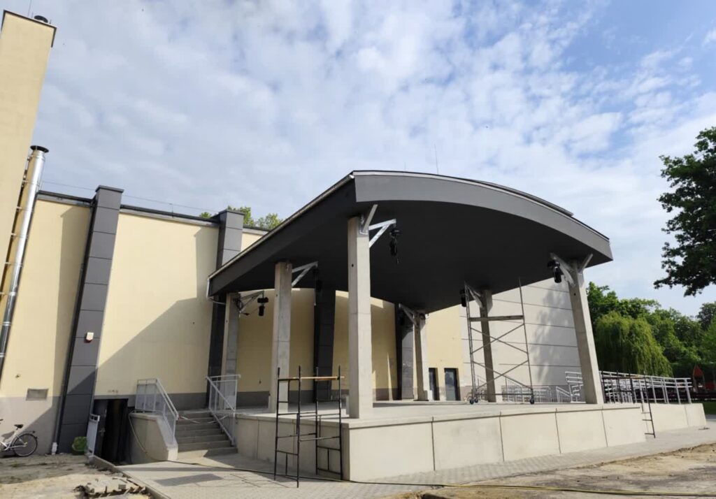 Scena w Lubsku gotowa na święto miasta fot. BCK Lubsko