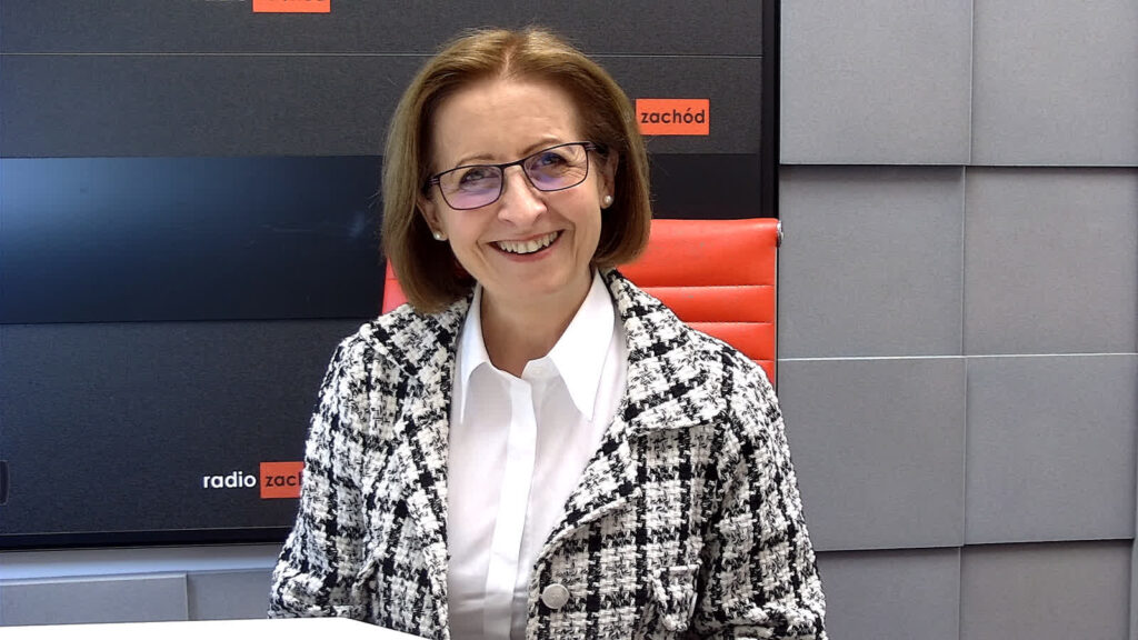 dr hab. Barbara Literska, prorektor ds. studenckich i jakości kształcenia prof. UZ dr hab. Barbara Literska, prorektor ds. studenckich i jakości kształcenia prof. UZ Radio Zachód - Lubuskie