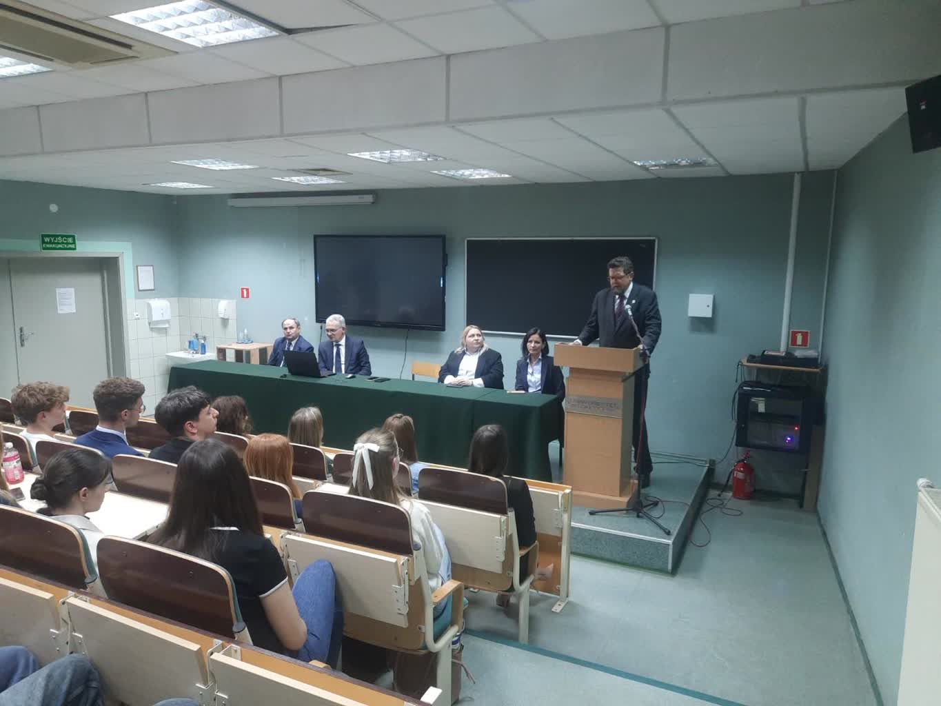 Wykład na UZ z udziałem wiceministra prof. Andrzeja Szeptyckiego Radio Zachód - Lubuskie