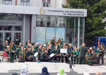 Orkiestra Dęta Zastal zainaugurowała nowy sezon koncertów promenadowych Radio Zachód - Lubuskie