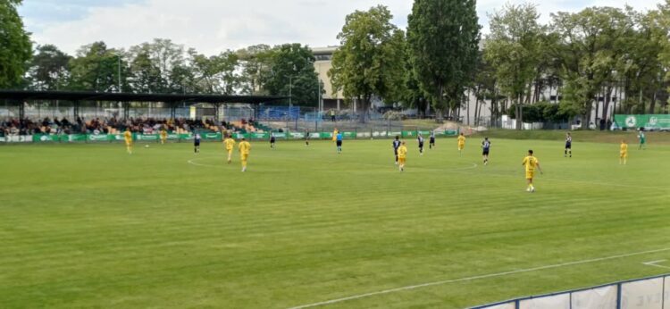 Lechia szuka przełamania - dziś mecz z Unią Turza Śląska 9 Lechia szuka przełamania - dziś mecz z Unią Turza Śląska Radio Zachód - Lubuskie