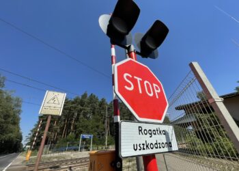 Straż Ochrony Kolei apeluje o zachowanie bezpieczeństwa w pobliżu rogatek Radio Zachód - Lubuskie