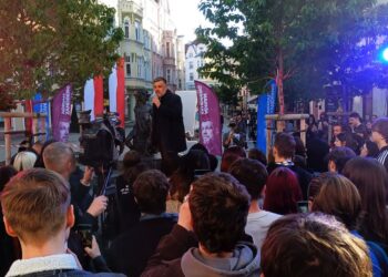 Kampania prezydencka 2025. Wiec wyborczy Adriana Zandberga, lidera Partii Razem, w Zielonej Górze (fot. Piotr Bakselerowicz)