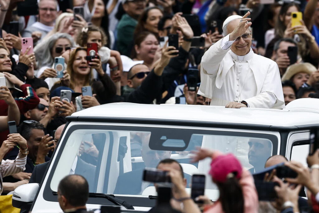 Fot. PAP/EPA/ANGELO CARCONI