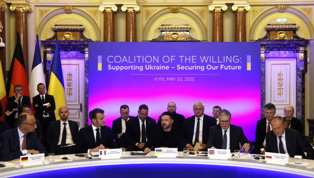 Przywódcy państw tzw. koalicji chętnych z wizytą w Kijowie (PAP/EPA/LUDOVIC MARIN / POOL)