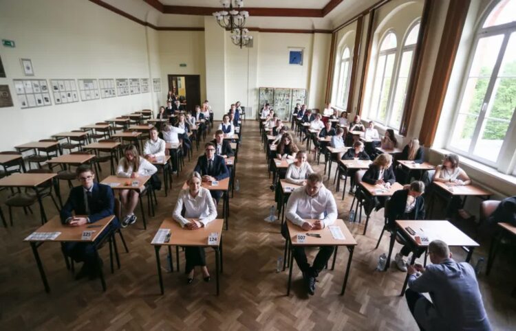 Egzamin maturalny. Fot. PAP/Lech Muszyński