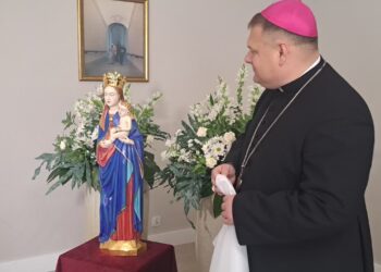 Zabytkowa figurka Madonny powraca do Katedry Radio Zachód - Lubuskie