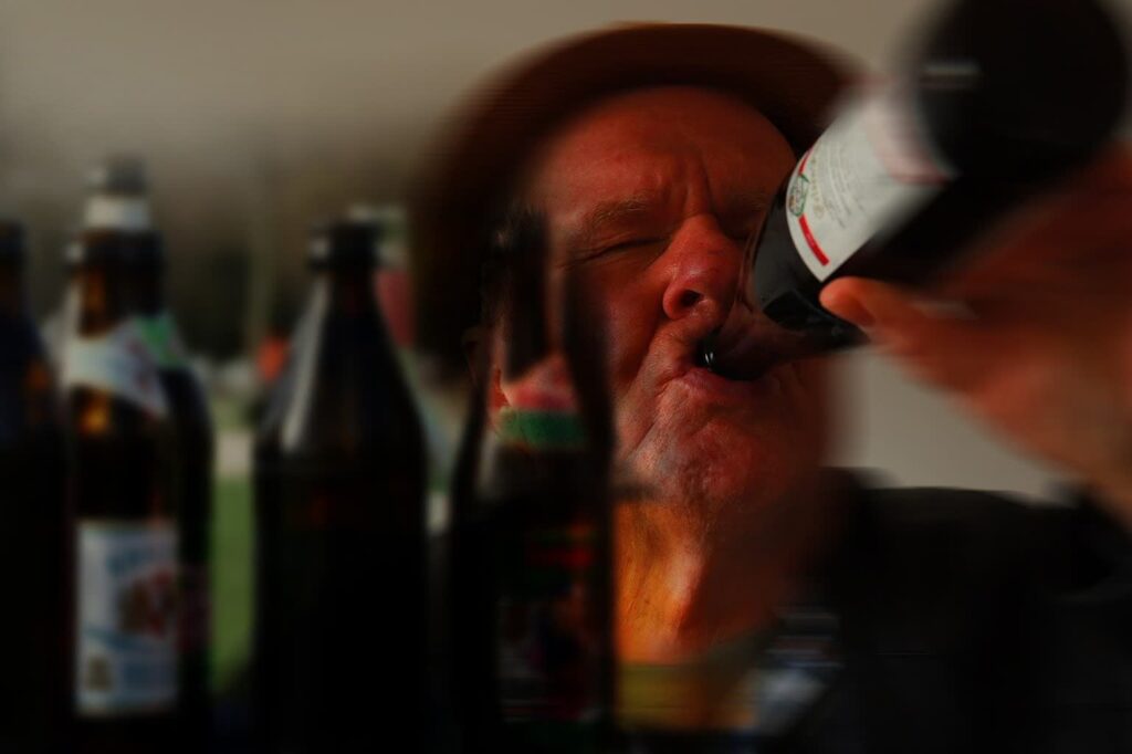 "Tato, przestań pić" reportaż Małgorzaty Nabel-Dybaś Problem alkoholowy dotyka całych rodzin fot. Pixabay