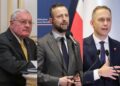 Gen. Keith Kellogg, Władysław Kosiniak-Kamysz i Cezary Tomczyk Fot. PAP/Vladyslav Musiienko/Tomasz Gzell/Szymon Pulcyn