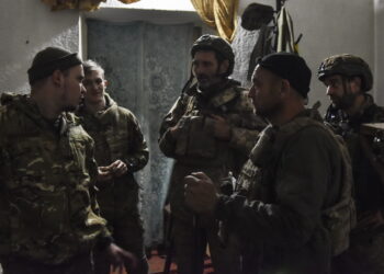 Ukraińscy żołnierze (PAP/EPA/PRESS SERVICE OF THE 65TH MECHANIZED BRIGADE HANDOUT)