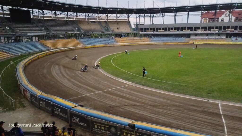 Stal druga, a Falubaz czwarty w ostatniej rundzie DMPJ Stal druga, a Falubaz czwarty w ostatniej rundzie DMPJ Radio Zachód - Lubuskie