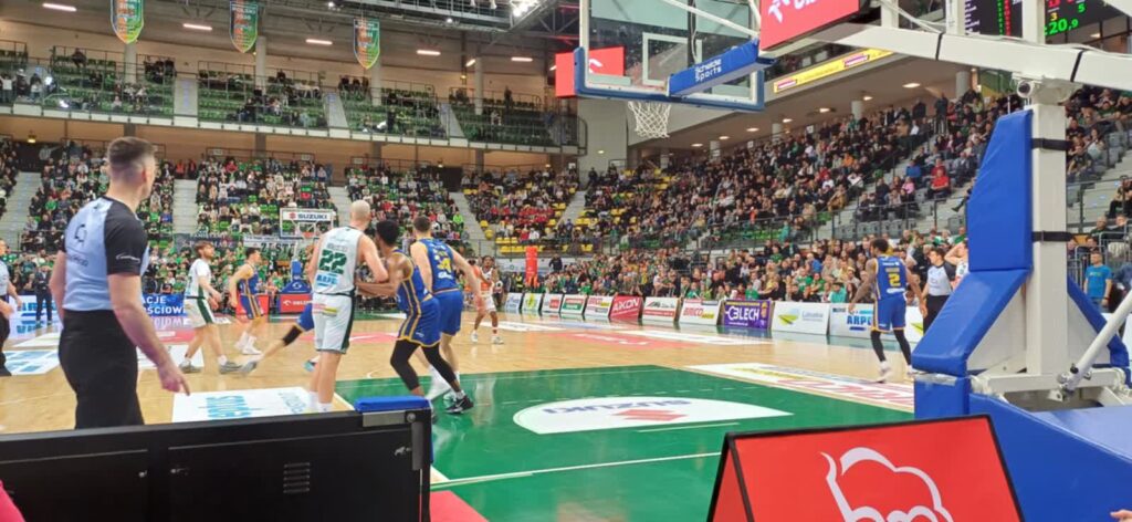 Zastal ma prawie gotowy polski skład czyli rozstania, pozostania, nowa twarz i powrót... Zastal ma prawie gotowy polski skład czyli rozstania, pozostania, nowa twarz i powrót... Radio Zachód - Lubuskie