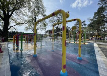 Można już korzystać z wodnych atrakcji na kąpielisku H2Ochla Radio Zachód - Lubuskie