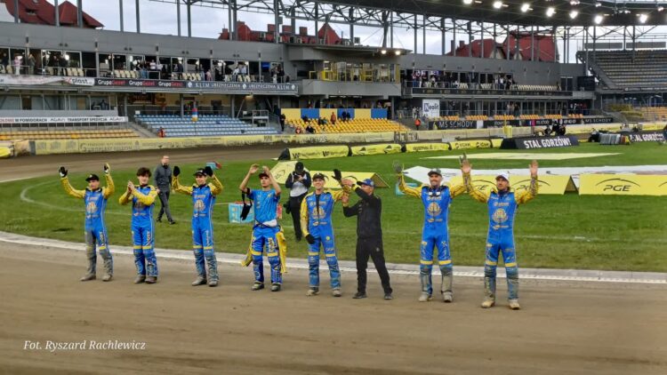 Stal bez treningu, ale i tak pokonała GKM 9 Stal bez treningu, ale i tak pokonała GKM Radio Zachód - Lubuskie