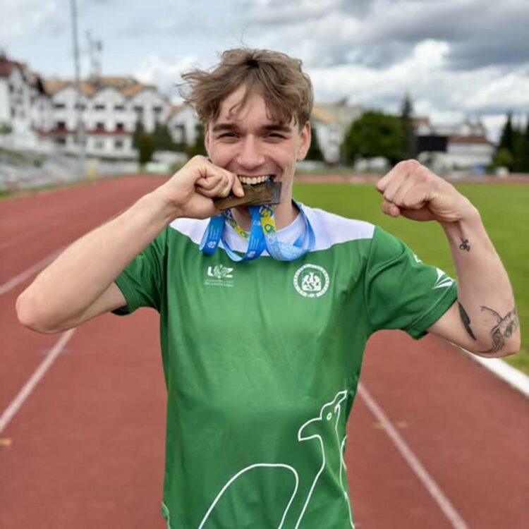 Trzy medale H. Brychcego w Integracyjnych MP AZS 9 Trzy medale H. Brychcego w Integracyjnych MP AZS Radio Zachód - Lubuskie