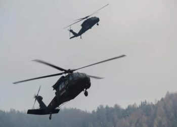 Black Hawk. Fot. PAP/EPA/CHRISTIAN BRUNA