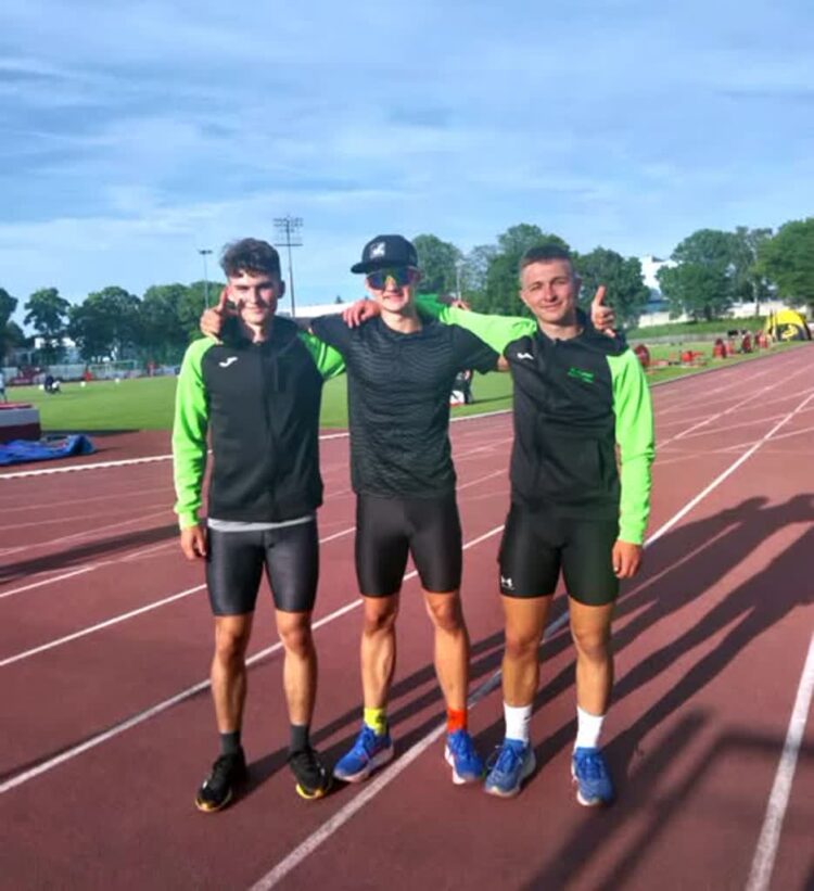 Rekordowe bieganie w Jeleniej Górze zawodników KL Lumel 9 Rekordowe bieganie w Jeleniej Górze zawodników KL Lumel Radio Zachód - Lubuskie